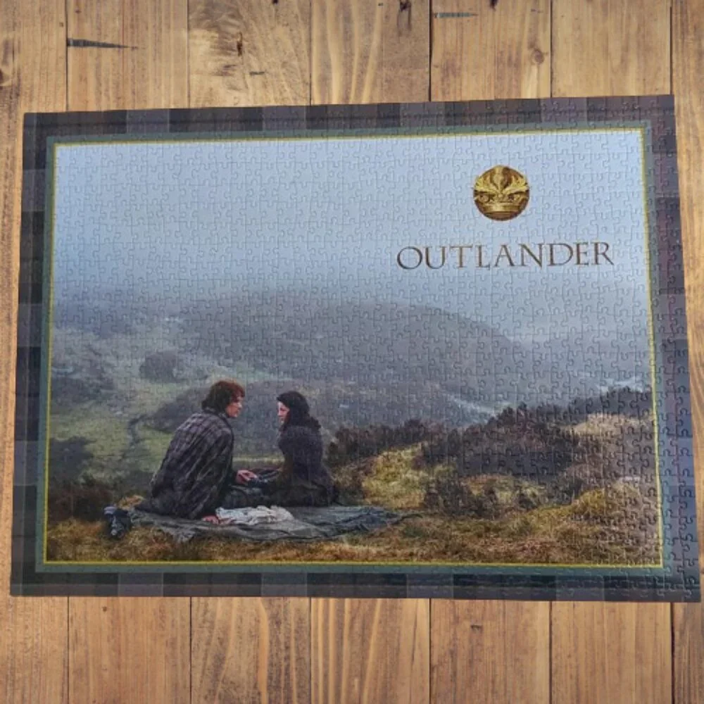Outlander Starz 1000-Piece Puzzle Claire & Jamie Fraser S1-8 Complete & Counted